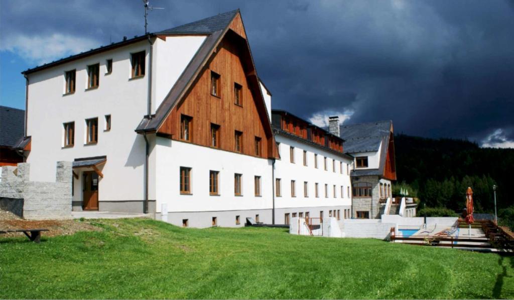 Horsky Hotel Koprivna Mala Moravka Luaran gambar